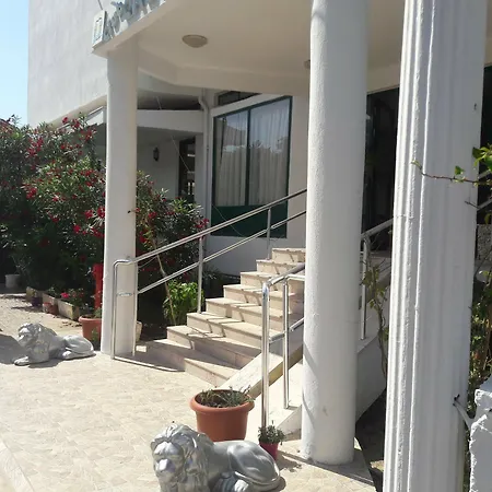 Club Urgenc * Ayvalı
