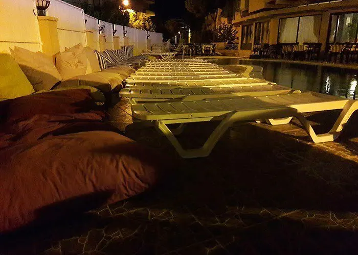 Club Urgenc * Ayvalı