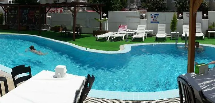 Club Urgenc Hotel Ayvalı